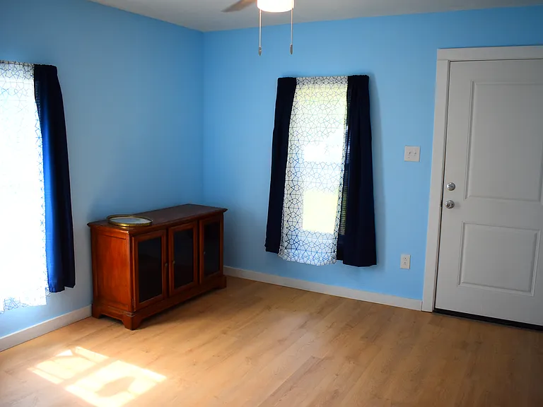 819 Gene Aly — Photo 12