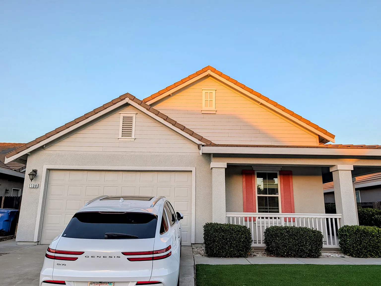 4 bed, 1945 sqft, $3,000 — Photo 1
