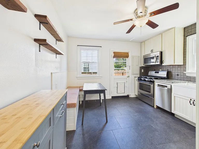 6514 Stuart Ave — Photo 18