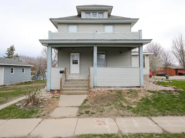 504 N Cedar St, Luverne, MN 56156