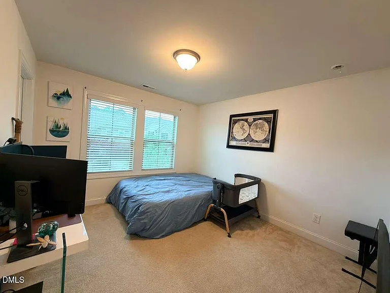 735 Lampwick Ln — Photo 25