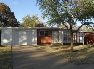 2520 62nd St, Lubbock, TX 79413