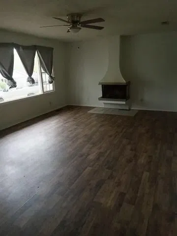 3 bed, 3500 sqft, $1,400 — Photo 2