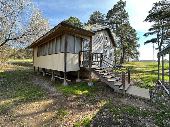 56 Evelyn Ln