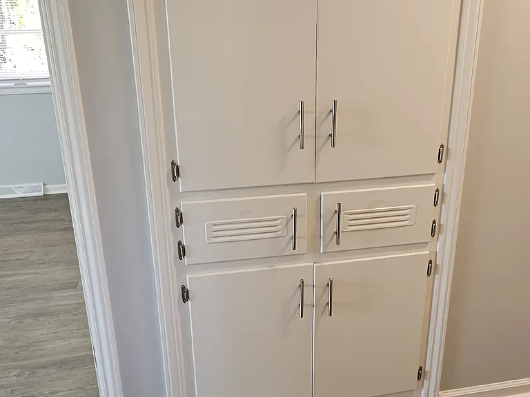 Hall storage