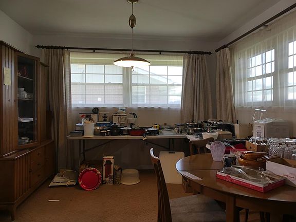 4th image of 1101 Crescent Dr
