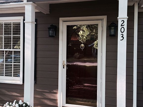 2nd image of 203 E Cranford Ave