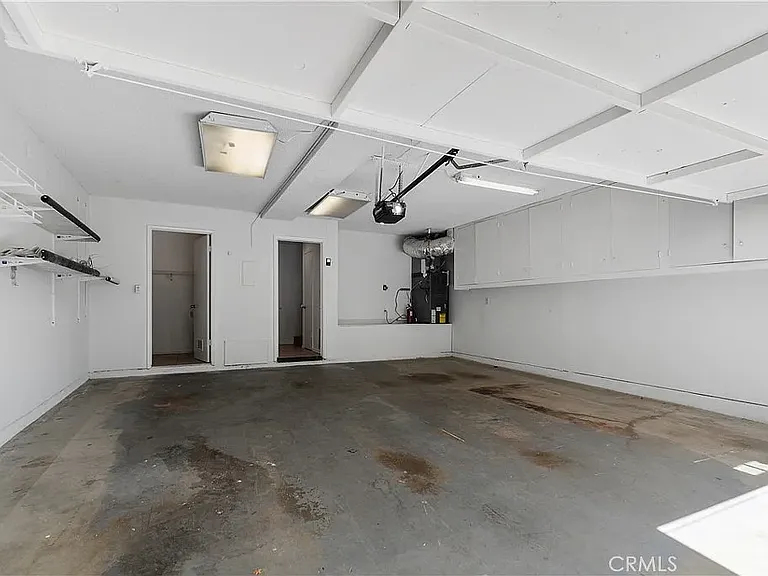 3876 Howard Ave #7 — Photo 14