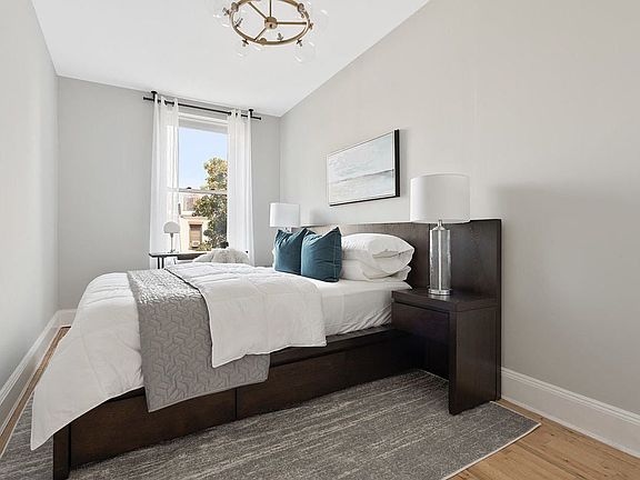 4th image of 753A Union St #4