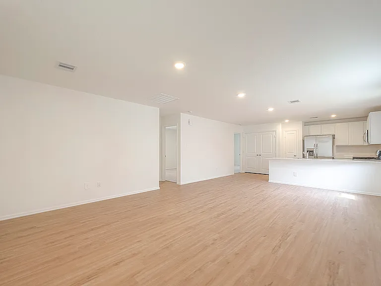1491 Las Cuevas Dr — Photo 6