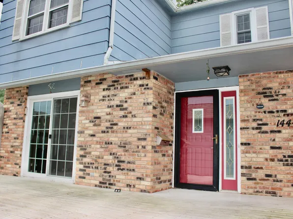 1444 Breckinridge Ct, Ames, IA 50010