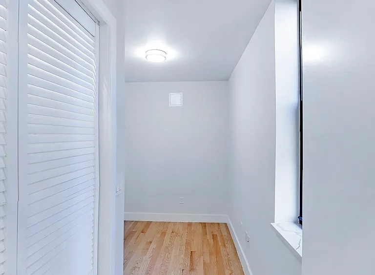 11 Stanton St #4DA — Photo 8