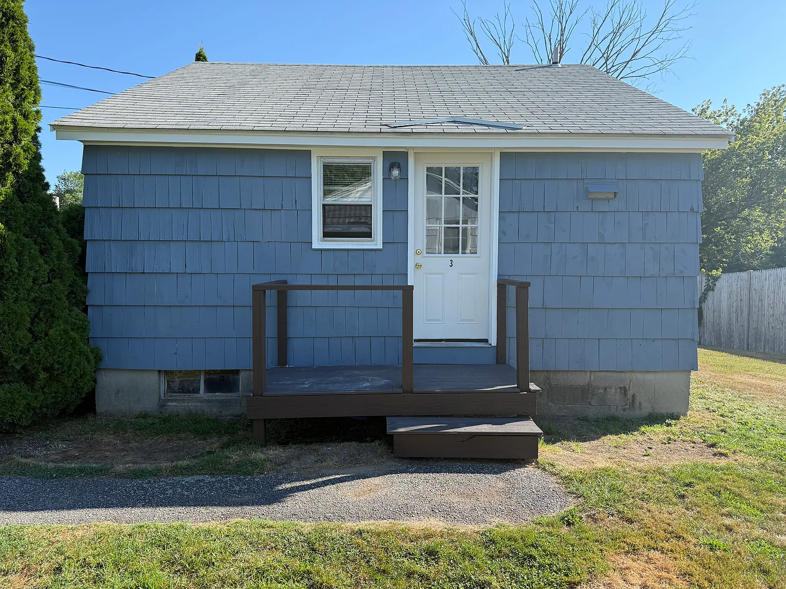 Studio, 250 sqft, $1,650 — Photo 1