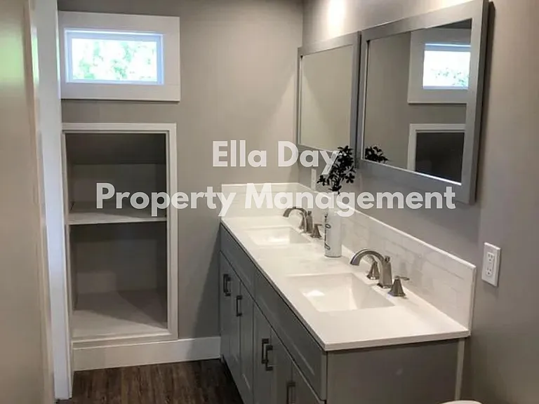 3437 Country Club Pl — Photo 10