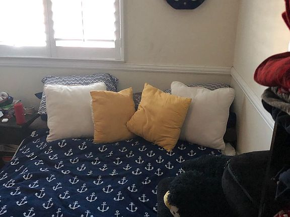 4th image of 2960 Bradford Pl