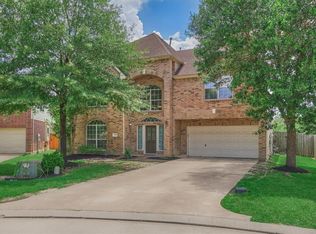 2048 Borthwick Ln, Conroe, TX 77301