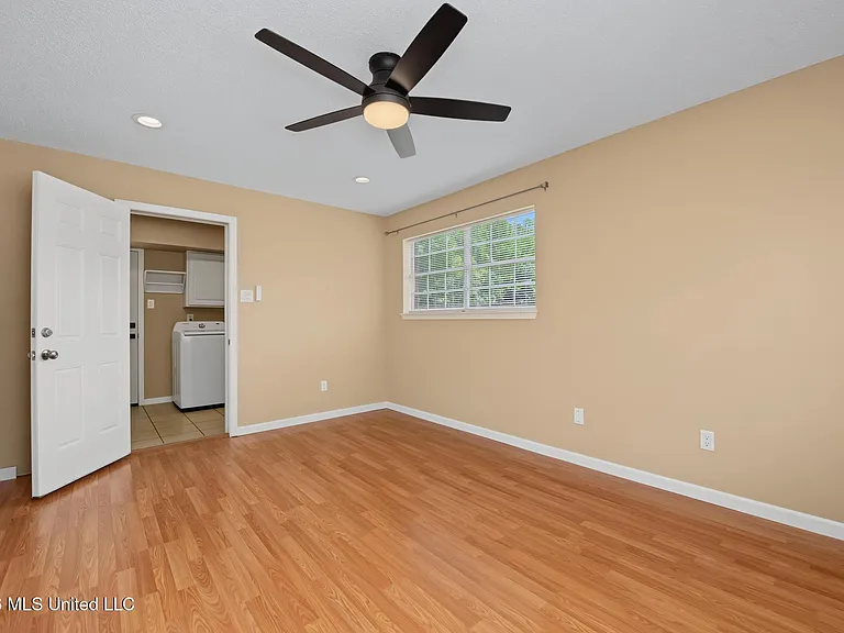 12916 Rosemont St — Photo 18