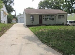 7914 Navajoe St, Saint Louis, MO 63123