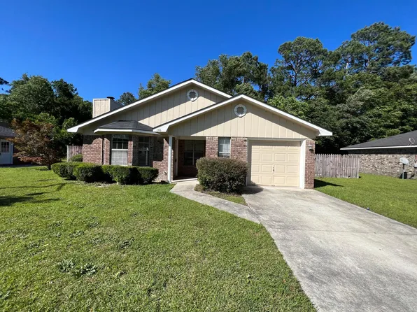 1316 Loblolly Dr, Hinesville, GA 31313