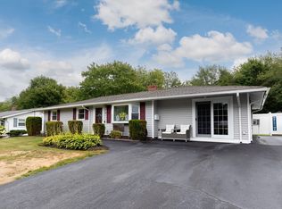 27 Arnold St, Holbrook, MA 02343