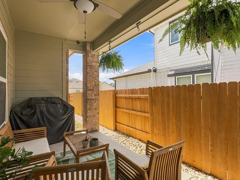 9207 Looksee Ln — Photo 26