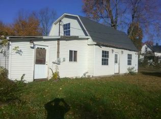 205 W Commerce St, Macy, IN 46951