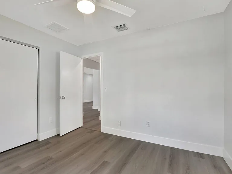 10920 Gable St — Photo 12