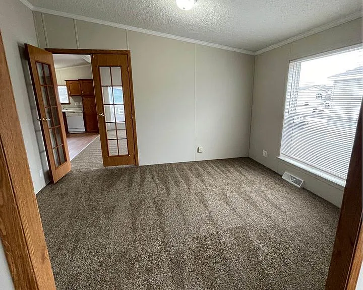 Oakridge Estates — Photo 39