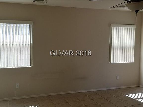 4th image of 11942 Giles St