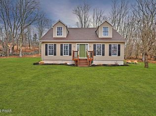 88 Beechnut Dr, Honesdale, PA 18431