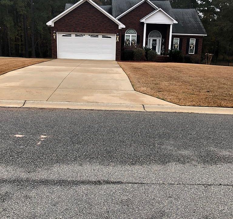 1st image of 270 Willow Lake Dr