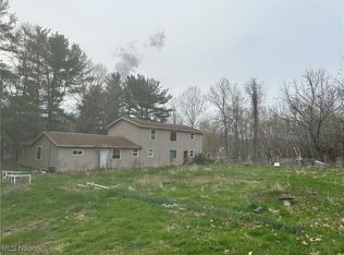 3 Private Dr, Wellsburg, WV 26070