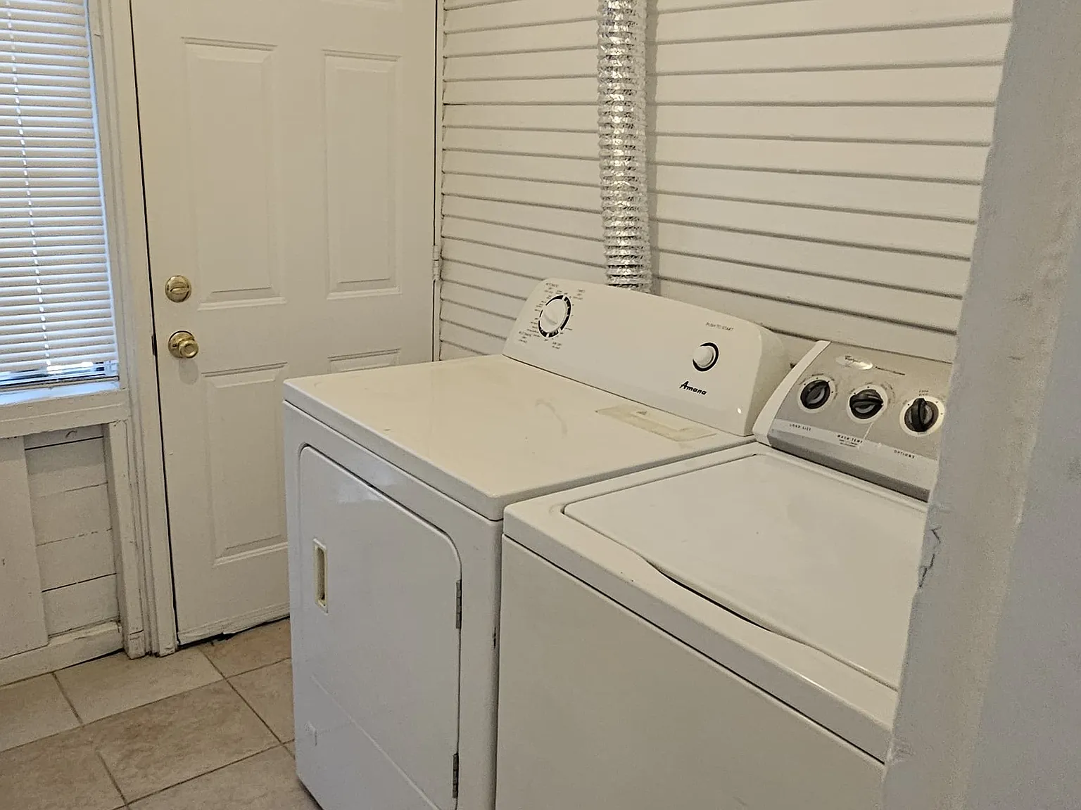 1 bed, 900 sqft, $1,799 — Photo 4