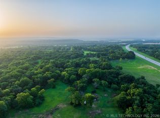 8 E 60th St N, Porter, OK 74454