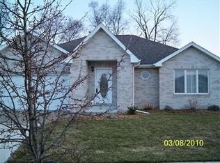 401 11th Cir SE, Demotte, IN 46310