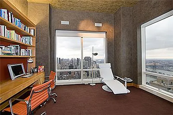 Sold by Trump International Realty | media 20