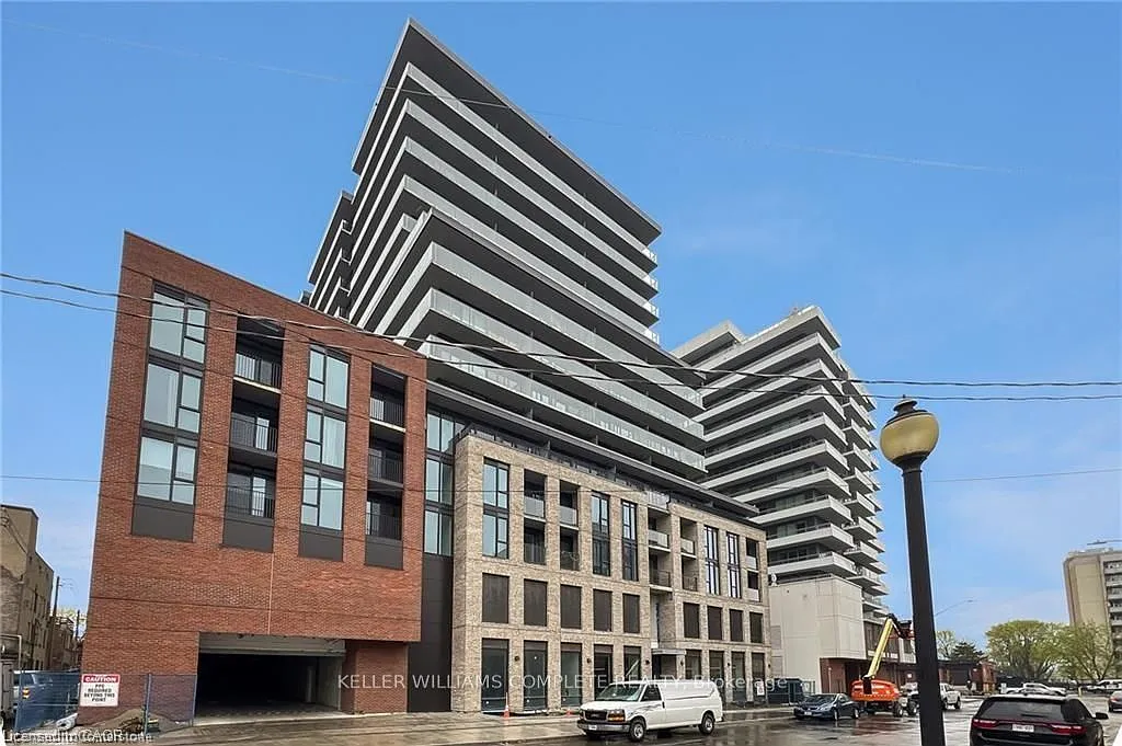 2 bed, $2,350 — Photo 1