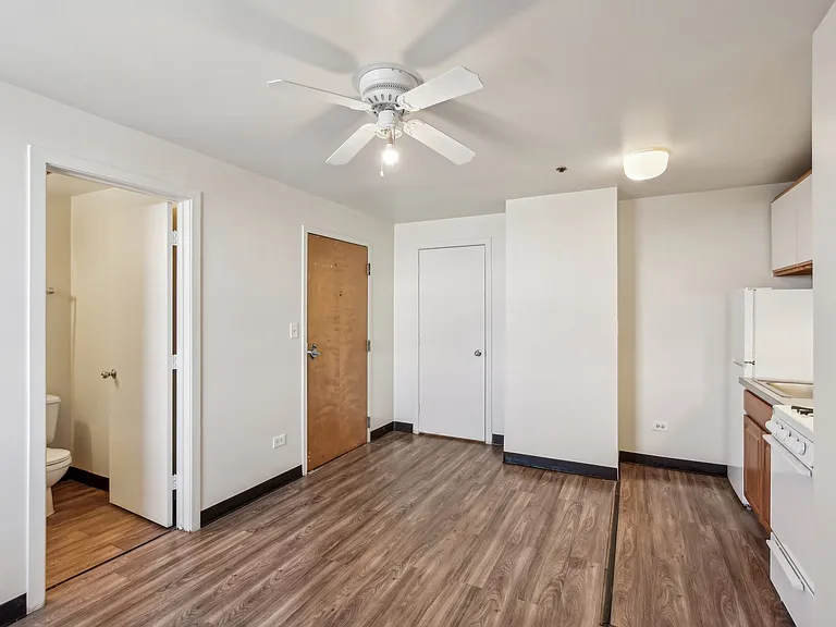 Midwest Apartments — Photo 5