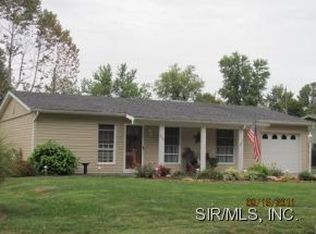 620 Cypress Ln, Sparta, IL 62286