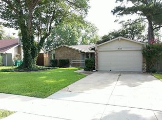 519 Village Dr, Lewisville, TX 75067