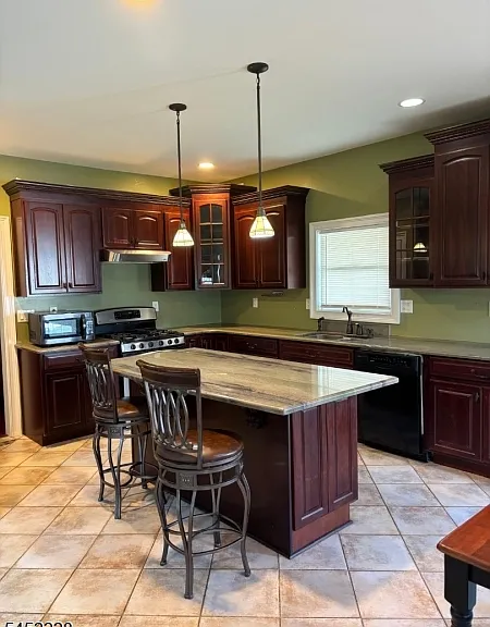 17 Aaron Ct — Photo 10