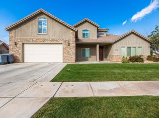 2534 S Sunshine Cir, Washington, UT 84780