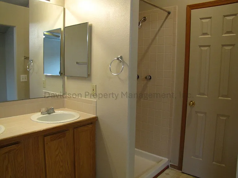 6085 Whirlwind Dr — Photo 10