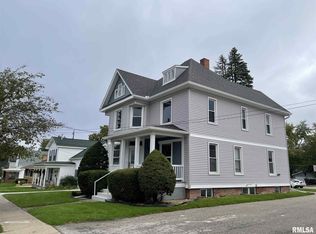 123 N Main St, Washington, IL 61571