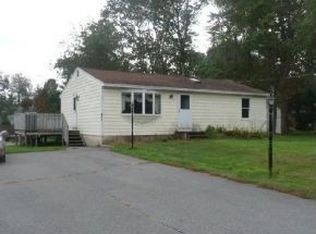 3 Linden Ln, Hampton, NH 03842