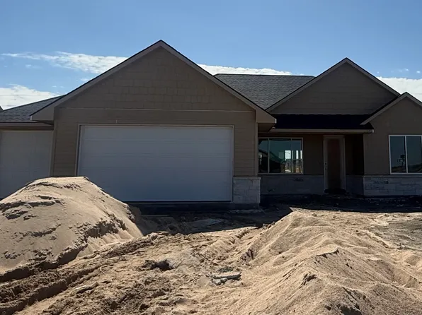 5400 N Toben Ct, Wichita, KS 67226