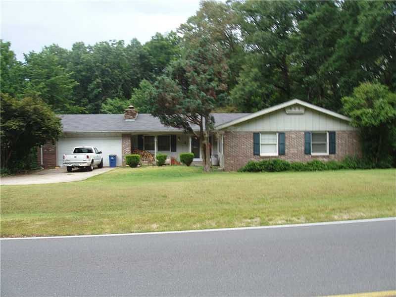 1st image of 2 Kenton Ln