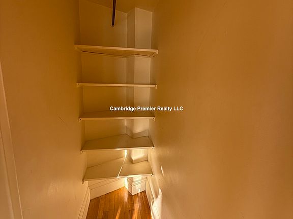 5th image of 18 Garden St #57