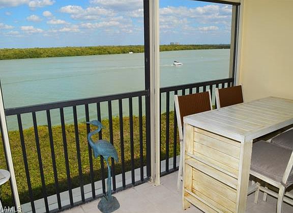 2nd image of 4223 Bay Beach Ln #3F