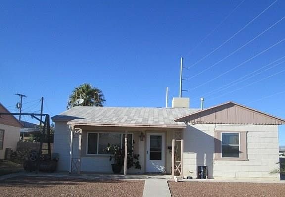 2nd image of 4105 Payne Cir